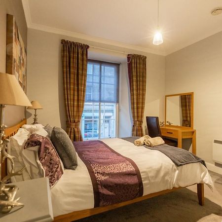 Two Bedroom Apartment Within Walking Distance To City Centre エディンバラ エクステリア 写真