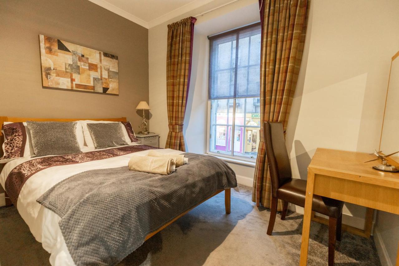 Two Bedroom Apartment Within Walking Distance To City Centre エディンバラ エクステリア 写真